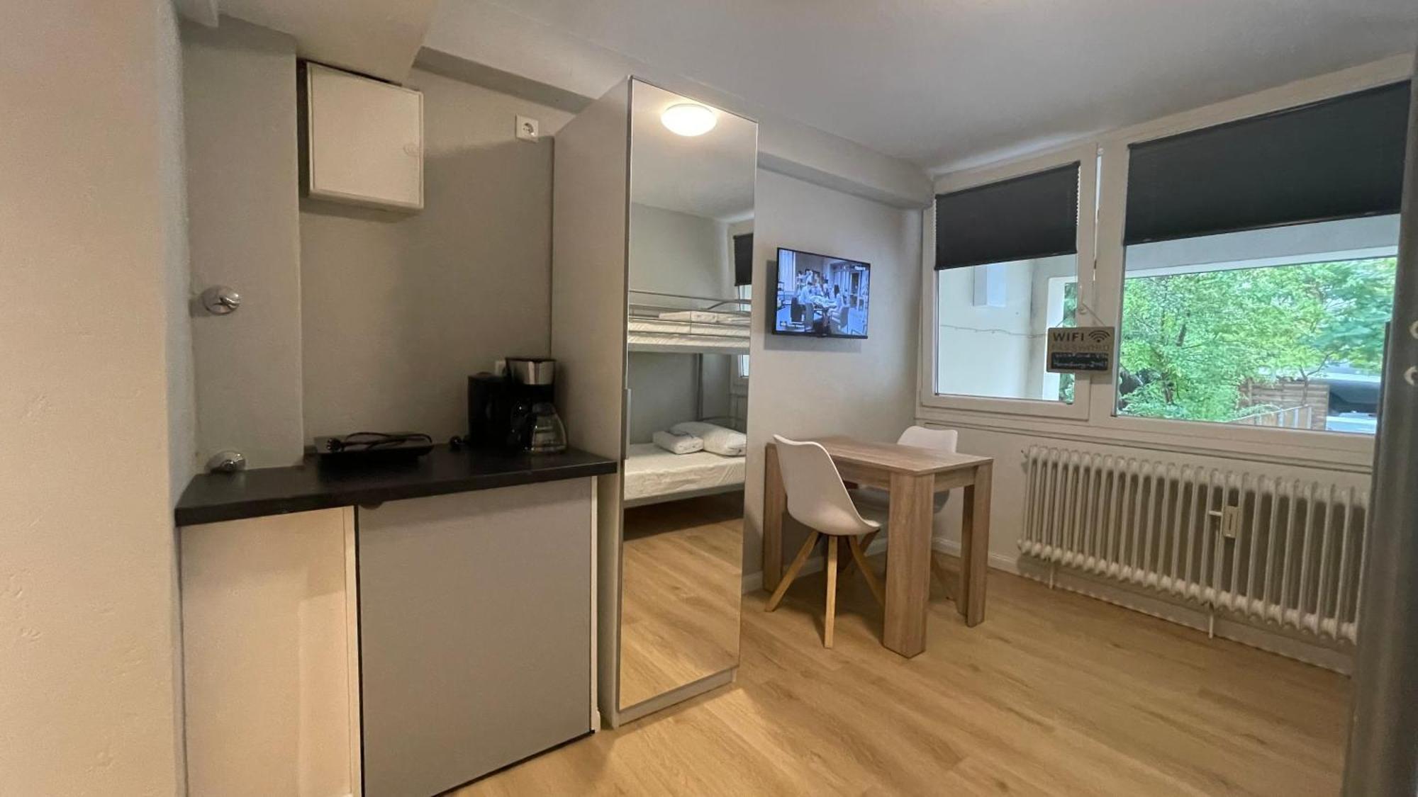 Suesses Kleines Und Zentrales Apartment Fuer Zwei Personen Mitten In Hamburg Ngoại thất bức ảnh