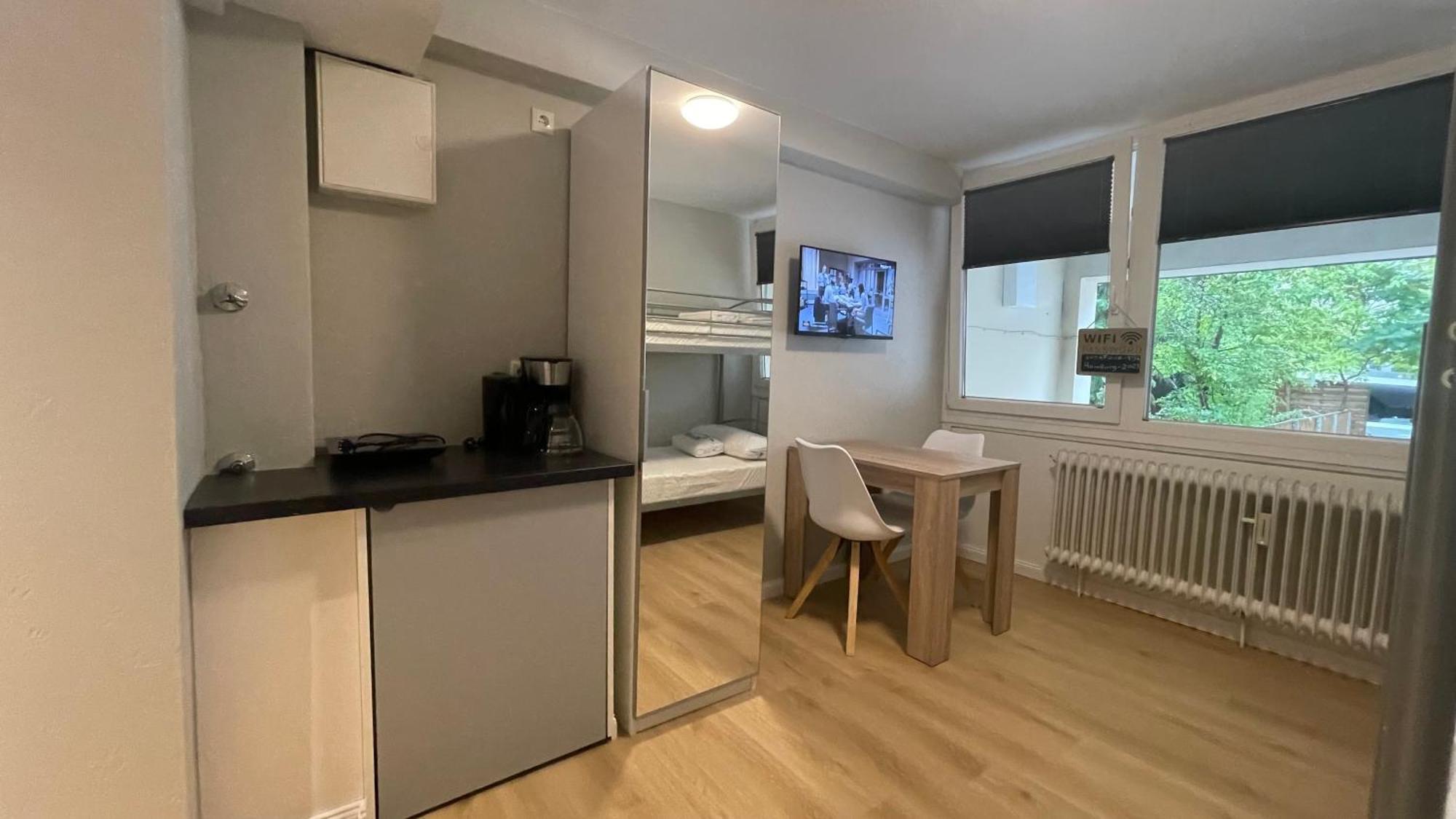 Suesses Kleines Und Zentrales Apartment Fuer Zwei Personen Mitten In Hamburg Ngoại thất bức ảnh