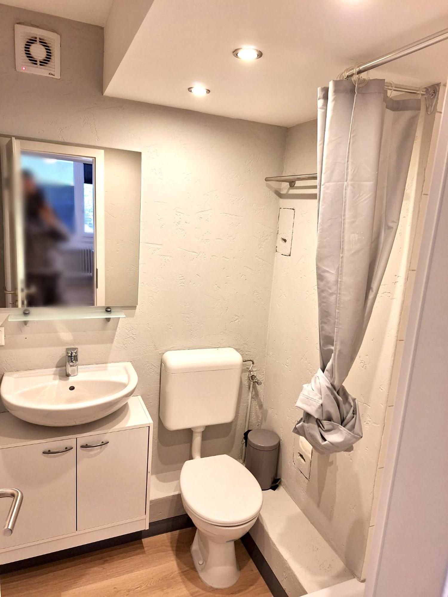 Suesses Kleines Und Zentrales Apartment Fuer Zwei Personen Mitten In Hamburg Ngoại thất bức ảnh